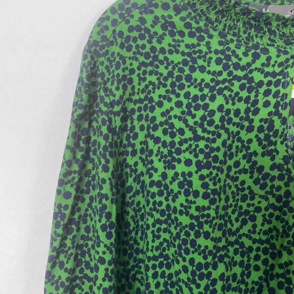 Green Long Sleeve Printed Peplum Top - Picture 6 of 14